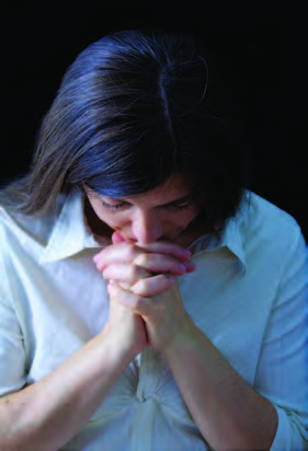 woman praying