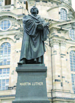 Martin Luther statue